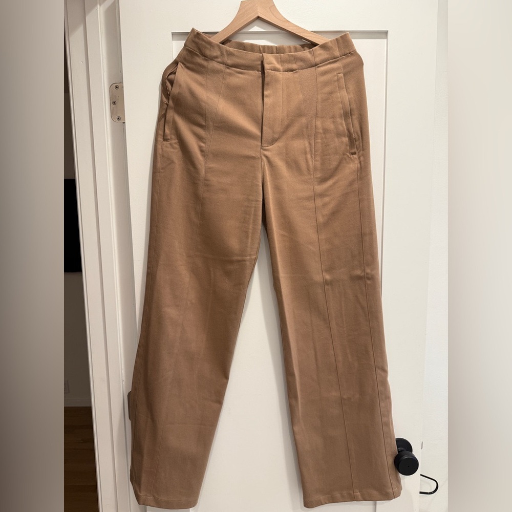 Alo Women’s Camel Trousers